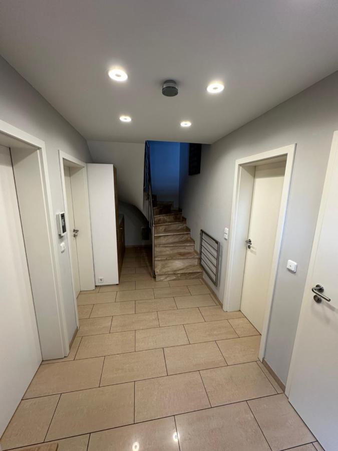 Stadtvilla In Leipzig 7 Personen 3 Schlafzimmer 2 Baeder Garten Und Terrasse Zentral Gelegen Messe Innenstadt Seen Екстериор снимка